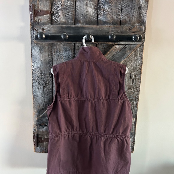 Women's Carhartt Vest Purple/Burgundy - Size Large (12-14) - Picture 2 of 3